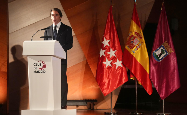 “En España se gobierna de espaldas a la honestidad y a los usos parlamentarios desde hace ocho años”
