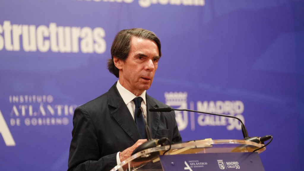 «España va a tener que afrontar retos muy importantes en los próximos años y necesitamos un gobierno fuerte, con una mayoría amplia a derecha e izquierda”