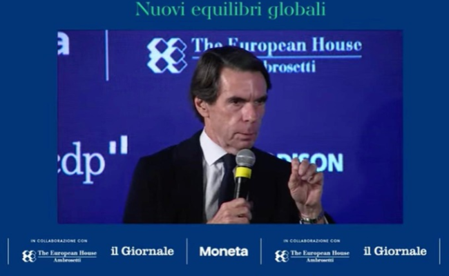 Jose María Aznar habla sobre los nuevos equilibrios globales en el Foro Económico de Moneta